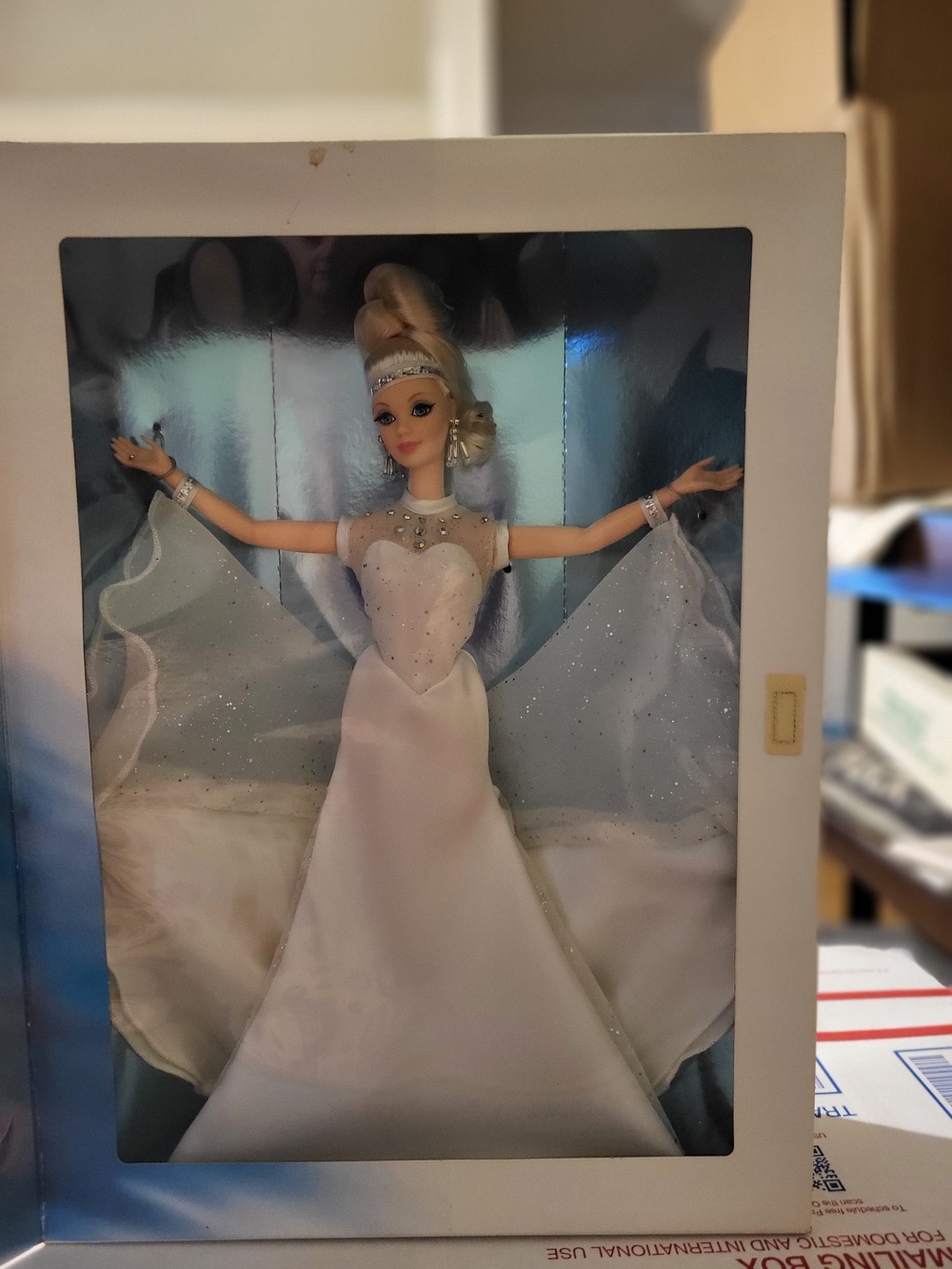 Classique Starlight Dance Barbie White Evening Gown